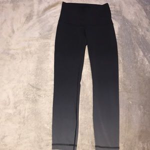LuluLemon Wonder Under Black/Grey Ombré Size 4